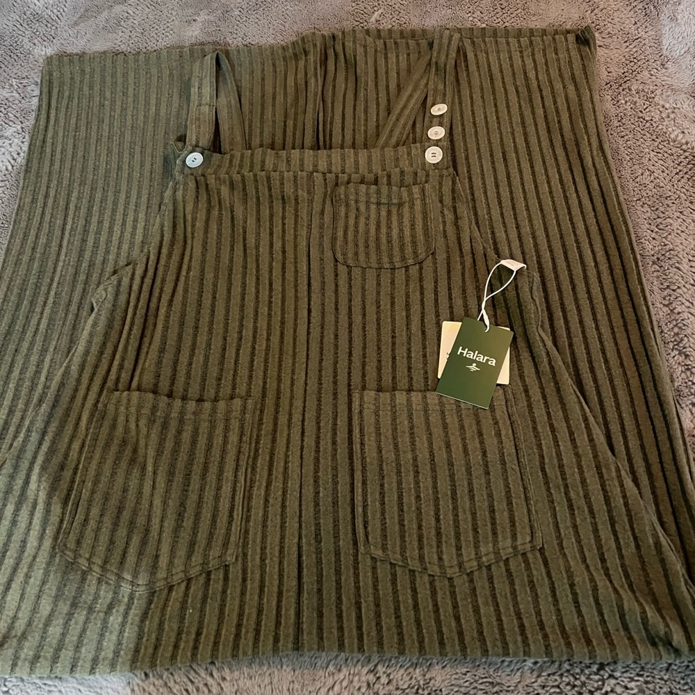 HALARA Olive Striped Jumpsuit - Picture 2 of 6
